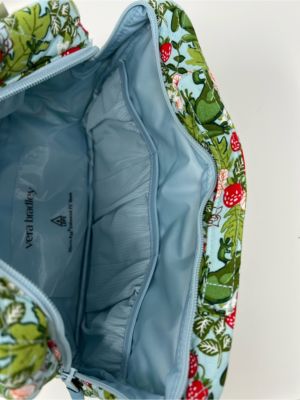 Vera Bradley XL Cosmetic Bag Frogberry Garden Blue Frogs Strawberry NWT - Picture 6 of 8